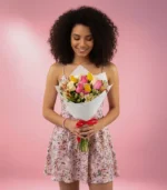 Bouquet de flores variadas - Imagen 2